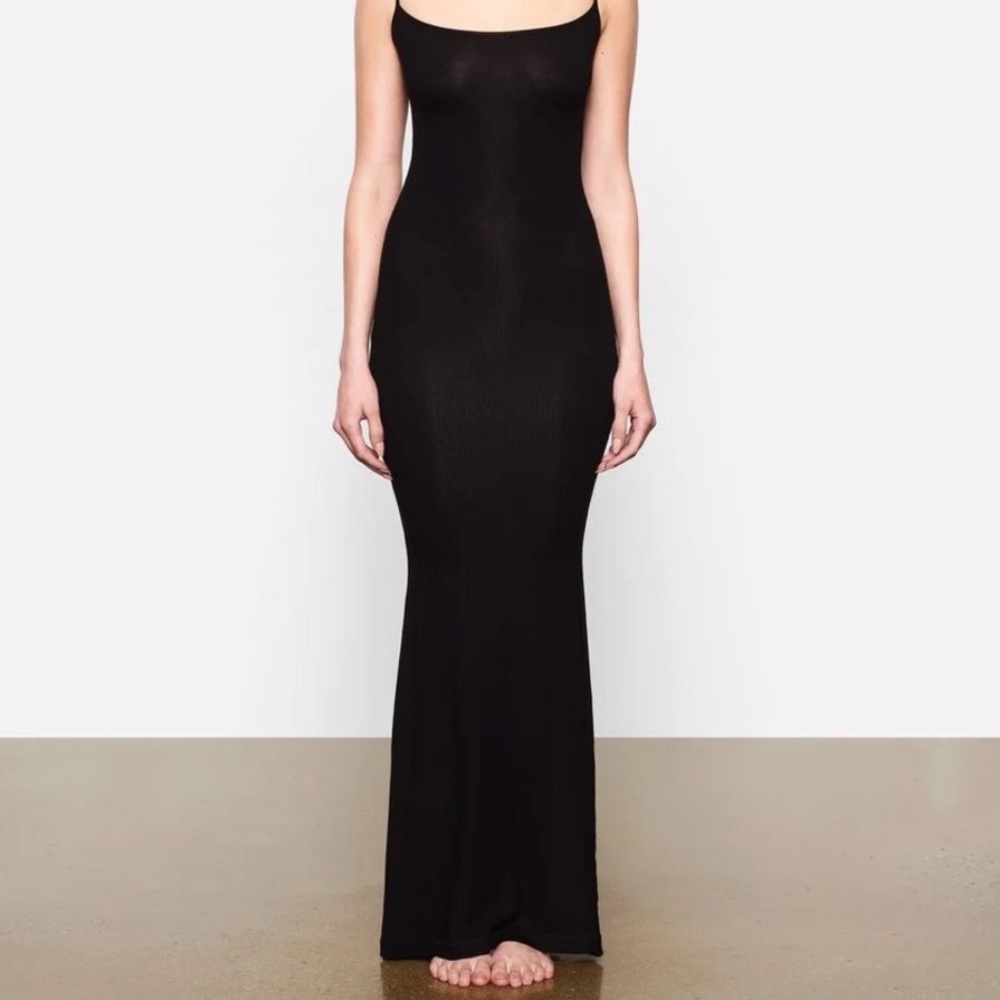 Elegant Black Maxi Slip Skims Dress